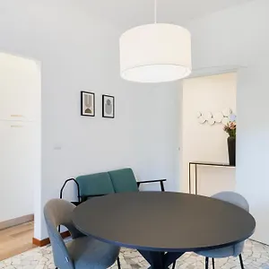 https://relstay-portello-1-br.italymilanhotels.net